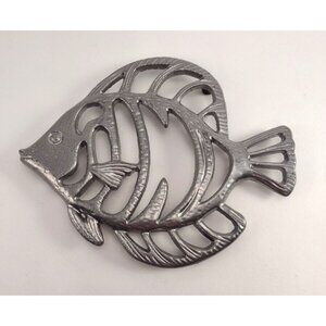Fish Trivet Metal Hot Plate Holder Silver Nautical Beach Ocean Footed Tropical